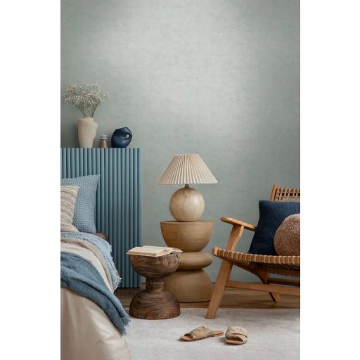 Antik pergamen vagy finoman koptatott mészkő? Mesteri mélységű struktúrált minta halvány jádezöld/celadon tónus tapéta