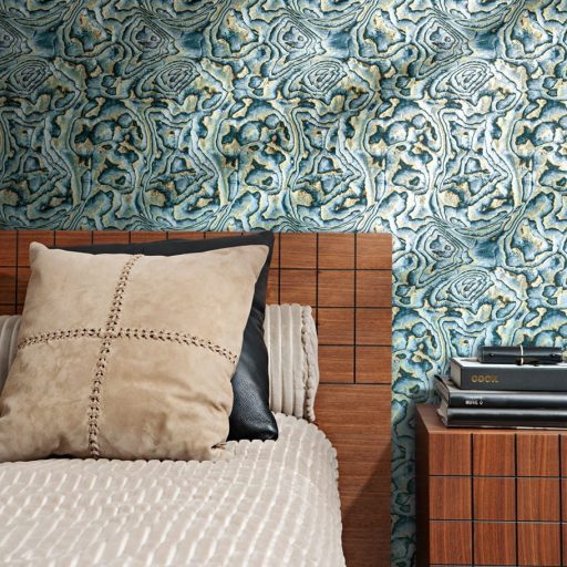 Misztikus térplasztika - Örvénylő formák dinamikus 3D mintája kék petrolkék zöld/türkiz sárga és aranybarna tónus tapéta