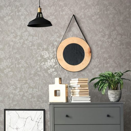 Természetes botanikai motívum - vadvirágok mintája nemes szürke és törtfehér tónus finom fény tapéta