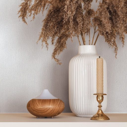 Finoman szőtt strukturált felületű egyszínű minta törtfehér/szürkésfehér tónus tapéta