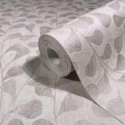 Stilizált finoman rajzolt tónusos levél motívum bézs szürke és ezüstös-gyöngyház tónus tapéta