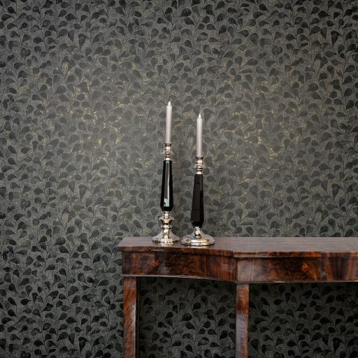 Stilizált finoman rajzolt tónusos levél motívum grafit fekete és arany tónus tapéta