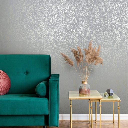 Keleties hatású dísztőminta - tulipánok indák és virágfejek motívumaival acélkék/szürkéskék és aranyba hajló ezüst tónus tapéta