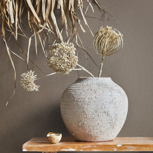 Finoman szőtt természetes egyszínű minta szürke barna és szürkésbarna tónus tapéta