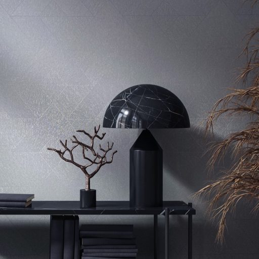 Finom árnyalt színvilágú geometriai minta lágy kontúrokkal kék szürkéskék és ezüst tónus tapéta