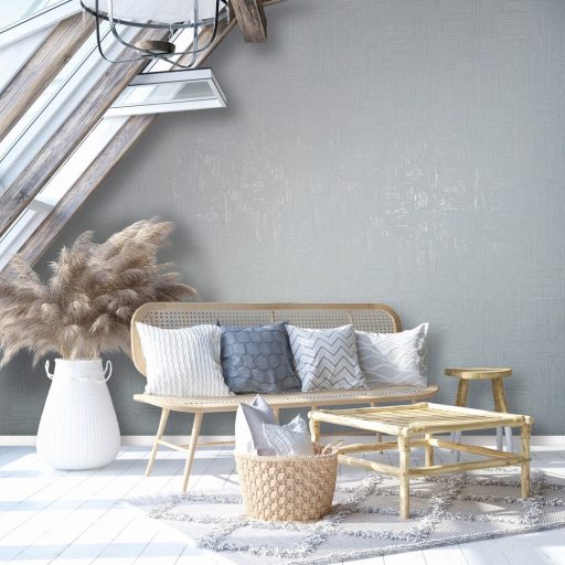 Dinamikus texturált geometriai minta különböző irányú ecsetvonás-szerű vonalakkal jégkék ezüst és gyöngyházfehér tónus tapéta