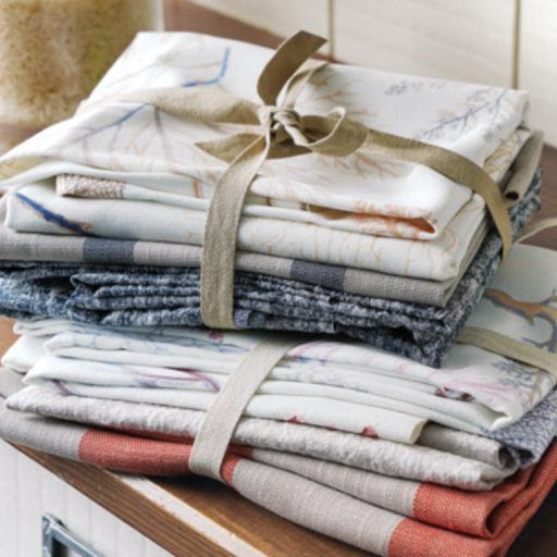 Casadeco Rivage 84228211 TISSU LEXINGTON Csíkos kéttónusú tengerész csíkozás szürkésbézs vörös dekoranyag