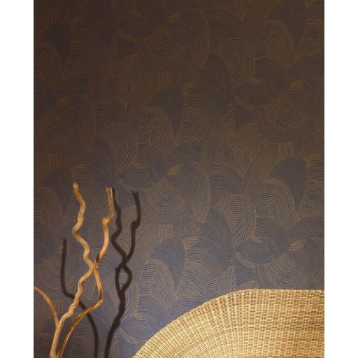 Casadeco Nangara NANG84416429 TJALA BLEU et CAMEL Grafikus ősi kavargó etno minta sötétkék teveszőrbarna tapéta