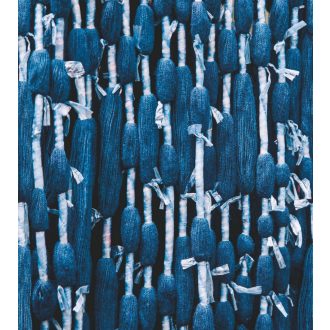   Kézműves orsók modern megjelenítése indigókék fehér falpanel