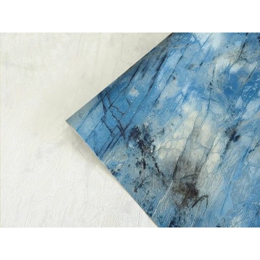 Természeti erő és luxus - az óceán mélye márvány átiratban azúrkék mély tengeri indigó fehér és grafit tónus tapéta