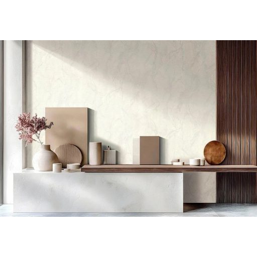 Japán tisztaság és európai nemesség - jég alatt áramló víz márvány minta hófehér és ezüstös-gyöngyház tónus fémes hatás tapéta