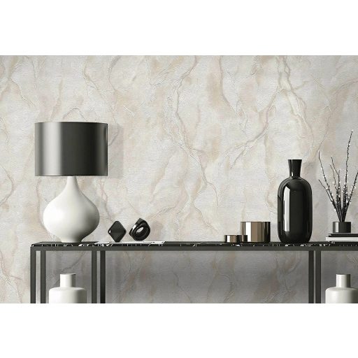 Visszahúzódó patak víze - kígyózó erezetű márványminta törtfehér halvány homokbézs drapp és ezüst tónus fémes hatás tapéta