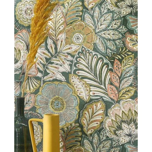 Egzotikus virágok és levelek szövevénye textil háttéren lombzöld bézs türkiz korall és fekete tónus tapéta