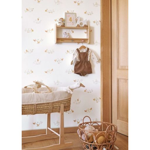 A farm sztárjai : kíváncsi cicák csipkelődő tyúkok és éhes nyulak krémfehér barna sárga és szines tónus tapéta