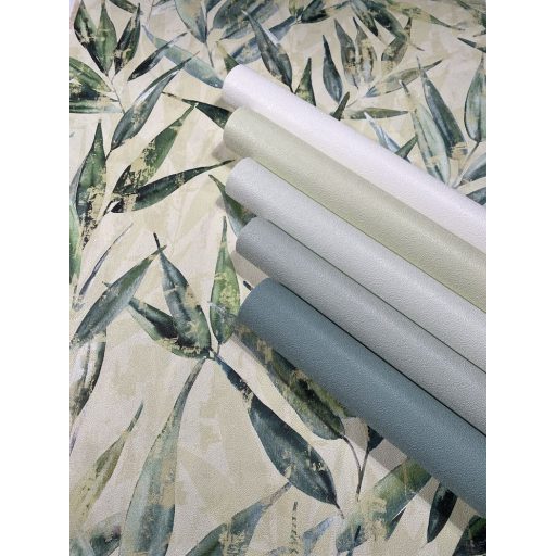 Akvarell technikával festett kopott és színátmenetes 3D bambuszlevelek krémes-sárga fehér türkiz és mentazöld tónus tapéta