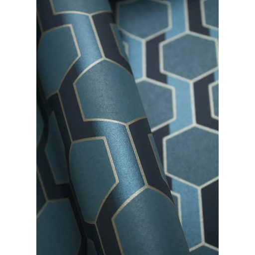 Kortárs grafika és a barokk stílus ötvözete - 3D Hexagon minta pávakék fekete arany és acélkék tónus tapéta