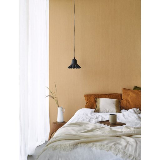 Csomagolóanyag a falakra! Megerősített keskeny csíkos /bordázott/ mikrominta karamell tónus tapéta