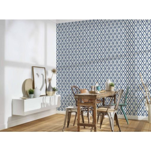 Textil és a klasszikus szímbiózusa - káróminta modern átiratban fehér világoskék és kék tónus finom fémes fény tapéta