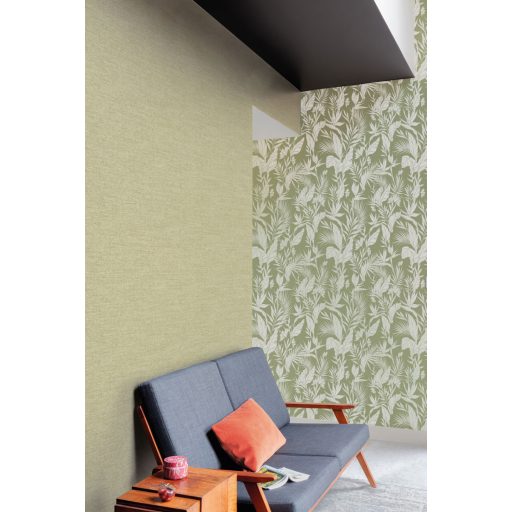 Strelitzias és más trópusi levelek harmonikus mintája zöld és gyöngyház tónus fényes minta tapéta