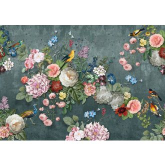   Behang Expresse Floral Utopia INK7579 ABUNDANCE DARK Natur Virágok a bőség kosarából madarakkal betonfal háttéren sötétszürke zöld szines falpanel