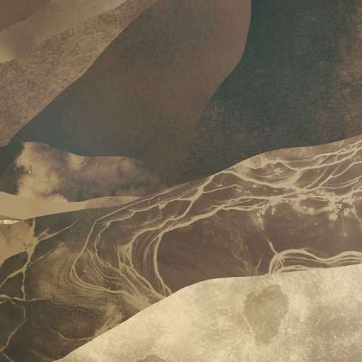 Egyedülálló éjszakai hangulat - Hegycsúcs holdfényben fekete bézs barna szürkészöld és holdfényfehér tónusok falpanel/digitális nyomat