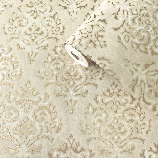 Nemes aranyszín tónusokban pompázó kortárs damaszt motívum bézs barna fehér és fémes arany tónus ragyogó mintarészletek tapéta