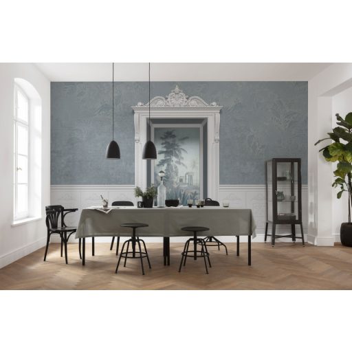 Bejárat az egzotikumba avagy díszes portál egy impozáns gyarmati villában szürkésfehér zöld kék és szürkéskék falpanel/digitális nyomat